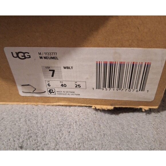 UGG M Neumel Boots-Men 7 Leather Chukka White Black Wool Lined 1133777 -EUC - Picture 2 of 10